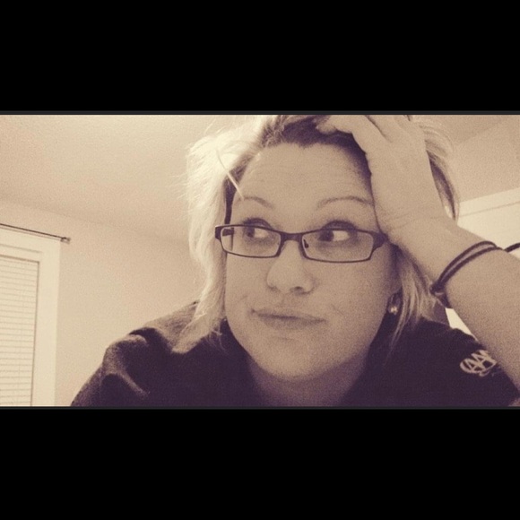 Meet your Posher, Leandra - Picture 3 of 13